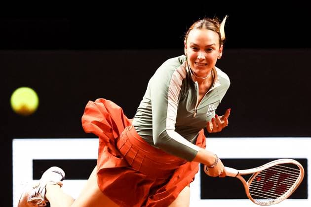 Im Bild Donna Vekic CRO Donna Vekic CRO vs Jana Fett CRO GER, Porsche Tennis Grand Prix GP Stuttgart 2025, WTA500, 15.04.2025 GER, Porsche Tennis Grand Prix GP Stuttgart 2025, WTA500, 15.04.2025 Stuttgart Copyright: xEibner-Pressefoto RogerxBuerkex EP