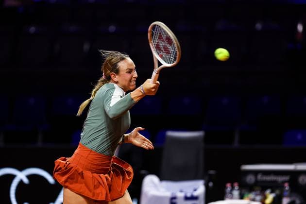 Im Bild Donna Vekic CRO Donna Vekic CRO vs Jana Fett CRO GER, Porsche Tennis Grand Prix GP Stuttgart 2025, WTA500, 15.04.2025 GER, Porsche Tennis Grand Prix GP Stuttgart 2025, WTA500, 15.04.2025 Stuttgart Copyright: xEibner-Pressefoto RogerxBuerkex EP