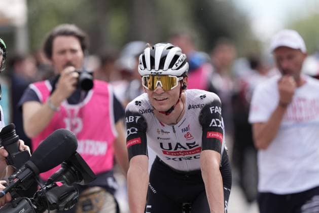 Covi Alessandro Of Uae Team Emirates Xrg winner of the stage 1 during the Giro d™Abruzzo, stage 1 from Scerni to Crecchio (151 km) - Abruzzo, Italy - Tuesday, April 15, 2025. - cycling .  Copyright: xMassimoxPaolone LaPressex