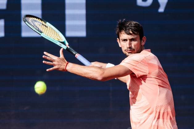BMW Open München ATP, Tennis Herren 500; 15.04.2025 Mariano Navone (Argentinien) im Match gegen Felix Auger-Aliassime (Kanada) BMW Open by Bitpanda München ATP 500: Tag 4, München, MTTC Iphitos am 15.04.2025 Copyright: xBEAUTIFULxSPORTS Wunderlx