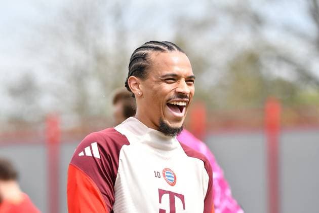 15.04.2025, FC Bayern Training Center, München, Letzte Trainingseinheit für den FC Bayern München bevor es nach Mailand geht. , im Bild Leroy Sane (München) (Photo by Midori Ikenouchi Hasan Bratic DeFodi Images)