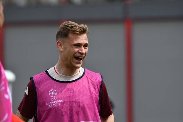 15.04.2025, FC Bayern Training Center, München, Letzte Trainingseinheit für den FC Bayern München bevor es nach Mailand geht. , im Bild Joshua Kimmich (München) (Photo by Midori Ikenouchi Hasan Bratic DeFodi Images)