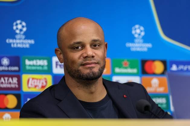 Sport Bilder des Tages Chef-Trainer Vincent Kompany (FC Bayern Muenchen) auf der Pressekonferenz vor dem Spiel, Pressekonferenz, Inter Mailand vs. FC Bayern Muenchen, Fussball, Champions League, Viertelfinale, Rueckspiel, 15.04.2025 Mailand Lombardei Italien