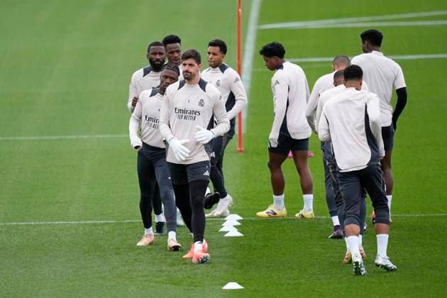 April 15, 2025, Valdebebas, Madrid, SPAIN: Thibaut Courtois during a training session and press conference, PK, Pressekonferenz ahead of their UEFA Champions League 2024 25 quarter final second leg match at Ciudad Deportiva Real Madrid on April 15, 2025 in Valdebebas, Madrid, Spain. Valdebebas SPAIN - ZUMAa181 20250415_zaa_a181_063 Copyright: xOscarxJ.xBarrosox