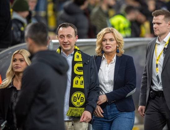 Fußball, Herren, Saison 2024 2025, Champions League (Viertelfinale, Rückspiel), Borussia Dortmund - FC Barcelona, Barca v. l. Influencerin Pamela Reif, Politiker Paul Ziemiak (CDU) und Politikerin Julia Klöckner (CDU), 15.04. 2025, Copyright: xSebastianxRäppold MatthiasxKochx