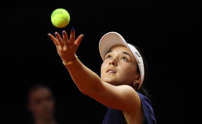 Stuttgart , Porsche Tennis Grand Prix , Eva Lys ( GER )