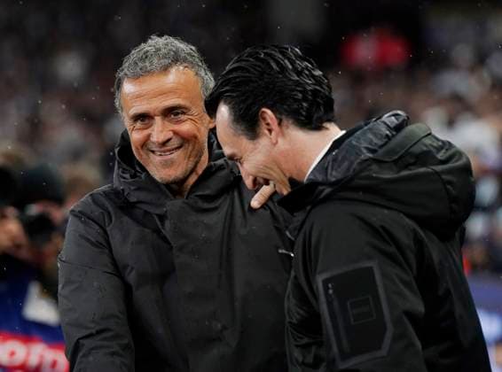 Birmingham, England, 15th April 2025. Aston Villa™s head coach Unai Emery welcomes Luis Enrique coach of Paris St Germain during the Aston Villa vs Paris Saint Germain Quarter Final 2nd Leg UEFA Champions League match at Villa Park, Birmingham. Picture credit should read: Andrew Yates Sportimage EDITORIAL USE ONLY. No use with unauthorised audio, video, data, fixture lists, club league logos or live services. Online in-match use limited to 120 images, no video emulation. No use in betting, games or single club league player publications. SPI_032_AY_Villa_PSG SPI-3842-0031