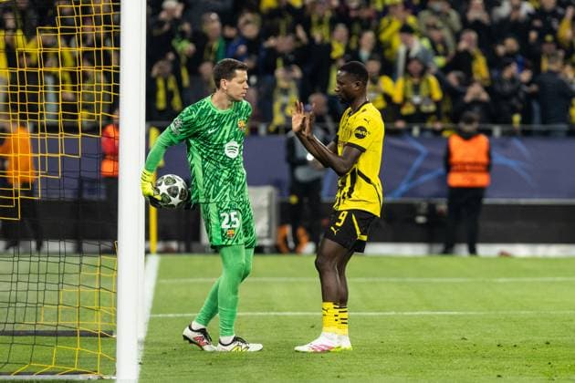 UEFA Champions League: Borussia Dortmund - FC Barcelona, Barca 15.04.2025 Borussia Dortmund bejubeln das Tor, 1:0 durch Serhou Guirassy (Borussia Dortmund, 9), Wojciech Szczesny (FC Barcelona, 25) UEFA Champions League: Borussia Dortmund - FC Barcelona; BVB Stadion Dortmund, Dortmund; 15.04.2025 Copyright: xBEAUTIFULxSPORTS Buriakovx