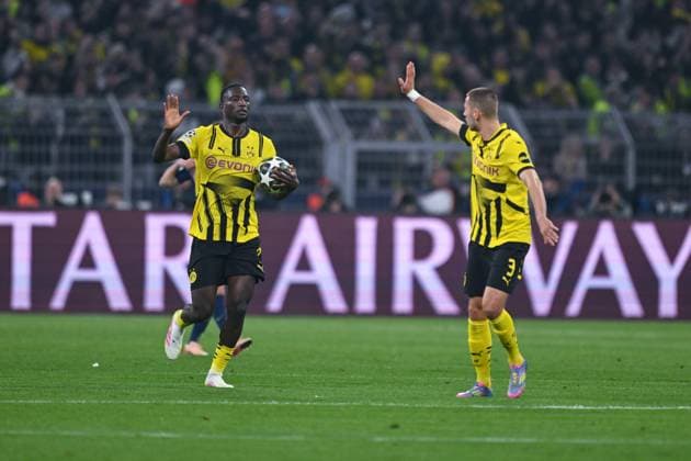 15.04.2025, Fussball, Champions League, Viertelfinale, Saison 2024 2025, Borussia Dortmund - FC Barcelona, Barca Serhou Guirassy (Borussia Dortmund) freut sich über das Tor zum 1:0 Waldemar Anton (Borussia Dortmund) xRHR-FOTO TKx Copyright: RHR-FOTOx RHR-FOTO TK