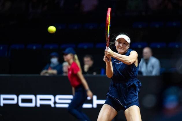 Eva Las (Deutschland) im Bild, Eva Lys (Deutschland) vs Jasmine Paolini (Italien), Runde 1, GER, Porsche Tennis Grand Prix GP Stuttgart 2025, WTA500, 15.04.2025 GER, Porsche Tennis Grand Prix GP Stuttgart 2025, WTA500, 15.04.2025 Stuttgart Copyright: xEibner-Pressefoto Memmlerx EP_MMR