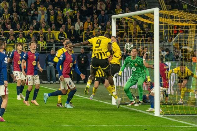 Kopfballtor zum 2:0 durch Serhou Yadaly Guirassy (Borussia Dortmund 09, 09), Marc-Andre ter Stegen FC Barcelona, Barca 1) ist chancenlos, GER BVB Borussia Dortmund 09 vs. FC Barcelona, Fussball, Champions League, Viertelfinale, Saison 2024 2025, 15.04.2025 GER BVB Borussia Dortmund 09 vs. FC Barcelona, Fussball, Champions League, Viertelfinale, Saison 2024 2025, 15.04.2025 Dortmund Copyright: xEibner-Pressefoto FabianxFriesex EP_FFE