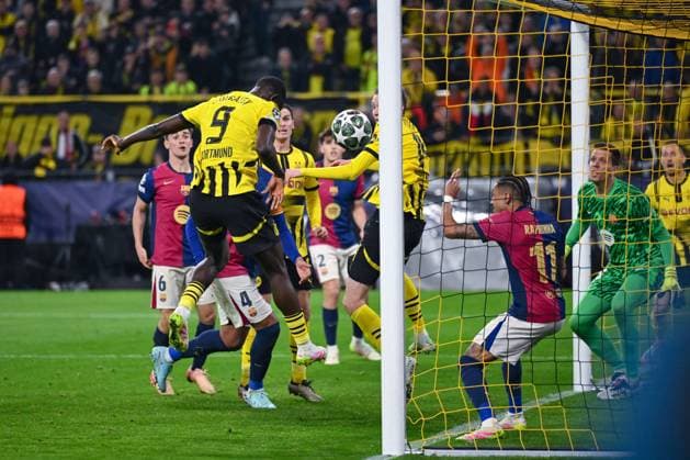 15.04.2025, Fussball, Champions League, Viertelfinale, Saison 2024 2025, Borussia Dortmund - FC Barcelona, Barca Serhou Guirassy (Borussia Dortmund) erzielt das Tor zum 2:0 per Kopf, xRHR-FOTO TKx Copyright: RHR-FOTOx RHR-FOTO TK