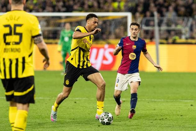 UEFA Champions League: Borussia Dortmund - FC Barcelona, Barca 15.04.2025 Felix Nmecha (Borussia Dortmund, 8), Gavi (FC Barcelona, 6) UEFA Champions League: Borussia Dortmund - FC Barcelona; BVB Stadion Dortmund, Dortmund; 15.04.2025 Copyright: xBEAUTIFULxSPORTS Buriakovx