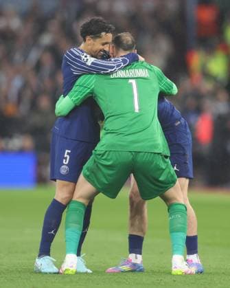 Aston Villa v PSG 15 April 2025, Aston - Champions League Football, Quarter-Final, Second Leg - Aston Villa v Paris Saint-Germain - Marquinhos of PSG and PSG goalkeeper Gianluigi Donnarumma celebrate - Photo: Charlotte Wilson Offside. Aston UK Copyright: xCharlottexWilsonx xOffsidexOffside