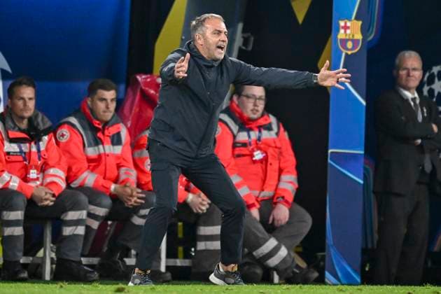 Hansi Flick (Barcelona Coach) Gestik Geste gestikuliert Mimik starker Gesichtsausdruck Emotion. 15.04.2025 Fussball, Champions League, Borussia Dortmund vs FC Barcelona, Barca Signal Iduna Park, Dortmund,