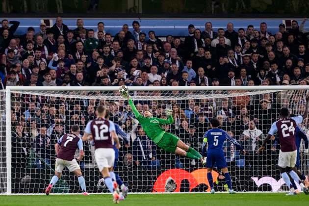 Aston Villa FC v Paris Saint-Germain - UEFA Champions League 2024 25 Quarter-Finals Second Leg BIRMINGHAM, ENGLAND - APRIL 15: Goalkeeper Gianluigi Donnarumma of Paris Saint Germain in action during the UEFA Champions League 2024 25 Quarter-Finals Second Leg match between Aston Villa FC and Paris Saint-Germain at Villa Park on April 15, 2025 in Birmingham, England. BirminghamUnited Kingdom  Copyright: xRichardxCallisx