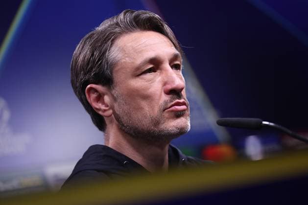 15.04.2025, Fußball, UEFA Champions League, Borussia Dortmund - FC Barcelona, Barca BVB Stadion, Viertelfinale, Saison 2024 2025: Die Trainer bei der Pressekonferenz nach dem Spiel. Trainer Niko Kovac (Cheftrainer BVB) unzufrieden ENttäuschjt unglücklich angespannt Mimik Regulations prohibit any use of photographs as image sequences and or quasi-video. Nordrhein-Westfalen Deutschland