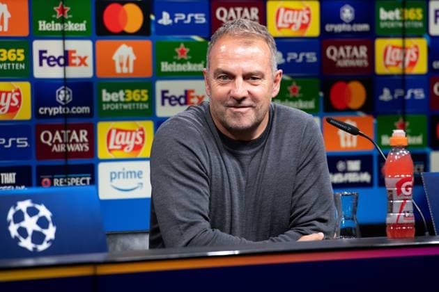 Trainer Hans-Dieter Hansi FLICK (Barca) bei der Pressekonferenz nach dem Spiel, Fussball Champions League, Viertelfinale, Round of 8, Borussia Dortmund (DO) - FC Barcelona, Barca (Barca) 3-1 am 15.04.2025 in Dortmund Deutschland. UEFA regulations prohibit any use of photographs as image sequences and or quasi-video Â