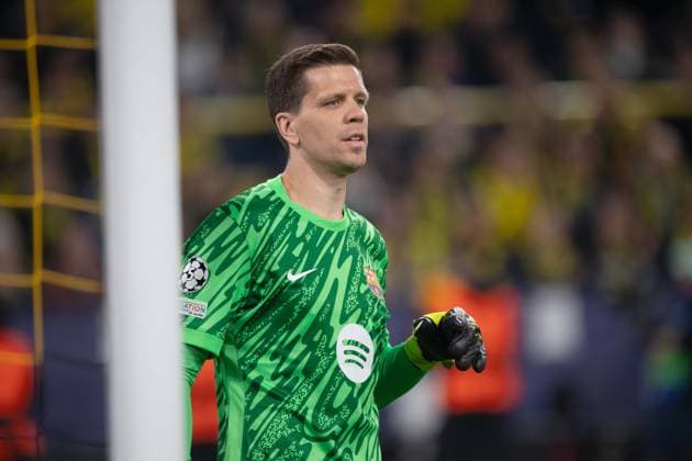 Torwart Wojciech SZCZESNY (Barca) Gestik, Geste, gestikuliert, Fussball Champions League, Viertelfinale, Round of 8, Borussia Dortmund (DO) - FC Barcelona, Barca (Barca) 3-1 am 15.04.2025 in Dortmund Deutschland. UEFA regulations prohibit any use of photographs as image sequences and or quasi-video Â