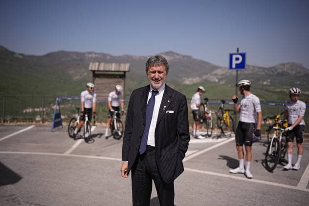 President Abruzzo Marco Marsiglio during the Giro d™Abruzzo, stage from Tocco da Casauria to Penne (138 km) - Abruzzo - Wednesday, April 16, 2025. - cycling .  Copyright: xMarcoxAlpozzi LaPressex