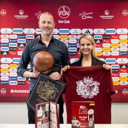 15.04.2025 - 1. FC Nürnberg Nuernberg FCN Club - Medientermin Pressetermin - Jubiläum 125 Jahre 1. FC Nürnberg - Präsentation Aktivitäten - ThHa - xthxhax - Niels Rossow ( Vorstand Strategie & Marketing 1. FC Nürnberg FCN ) neben Katharina Fritsch (Leitung Unternehmenskommunikation 1. FC Nürnberg FCN )