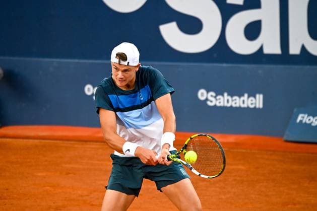Holger Rune during match against Pedro Martinez on the Barcelona Open Banc Sabadell tennis tournament at the Real Club de Tenis de Barcelona in Barcelona, Spain  Copyright: xAndreaxRosito IPAxSportx xipa-agency.netx xx IPA_56560935 IPA_Agency_IPA56560935