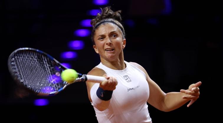 Stuttgart , Porsche Tennis Grand Prix , Sara Errani (ITA)