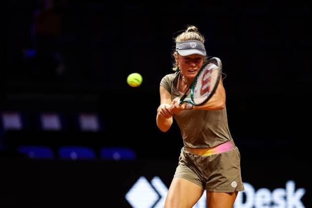 Im Bild Magdalena Frech Magdalena Frech POL vs Sara Errani ITA GER, Porsche Tennis Grand Prix GP Stuttgart 2025, WTA500, 16.04.2025 GER, Porsche Tennis Grand Prix GP Stuttgart 2025, WTA500, 16.04.2025 Stuttgart Copyright: xEibner-Pressefoto RogerxBuerkex EP