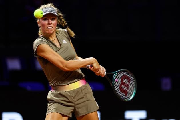 Im Bild Magdalena Frech Magdalena Frech POL vs Sara Errani ITA GER, Porsche Tennis Grand Prix GP Stuttgart 2025, WTA500, 16.04.2025 GER, Porsche Tennis Grand Prix GP Stuttgart 2025, WTA500, 16.04.2025 Stuttgart Copyright: xEibner-Pressefoto RogerxBuerkex EP