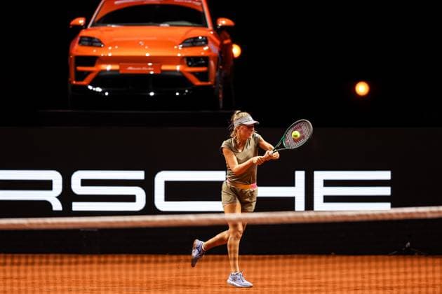 Im Bild Magdalena Frech Magdalena Frech POL vs Sara Errani ITA GER, Porsche Tennis Grand Prix GP Stuttgart 2025, WTA500, 16.04.2025 GER, Porsche Tennis Grand Prix GP Stuttgart 2025, WTA500, 16.04.2025 Stuttgart Copyright: xEibner-Pressefoto RogerxBuerkex EP