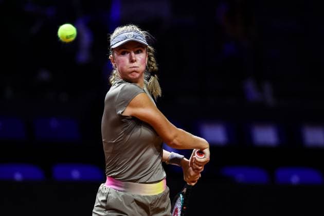 Im Bild Magdalena Frech Magdalena Frech POL vs Sara Errani ITA GER, Porsche Tennis Grand Prix GP Stuttgart 2025, WTA500, 16.04.2025 GER, Porsche Tennis Grand Prix GP Stuttgart 2025, WTA500, 16.04.2025 Stuttgart Copyright: xEibner-Pressefoto RogerxBuerkex EP