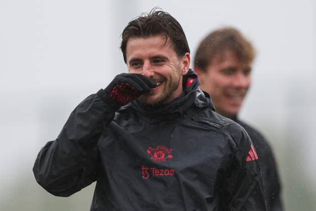 Manchester United, ManU FC Training Mason Mount of Manchester United during the Manchester United FC Training ahead of the Europa League Quarter-Final 2nd leg, at Carrington Training Centre, Manchester, England, United Kingdom on 16 April 2025 Credit: Jake Kirkman Every Second Media Editorial use only. All images are copyright Every Second Media Limited. No images may be reproduced without prior permission. Copyright: xIMAGO EveryxSecondxMediax ESM-1422-0031 JakexKirkmanx xEveryxSecondxMediax