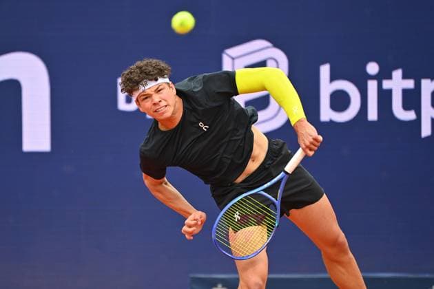 Ben SHELTON (USA). Aktion,Einzelbild,angeschnittenes Einzelmotiv,Halbfigur,halbe Figur. Tennis BMW Open 2025 vom 12.04.-20.04. 2025