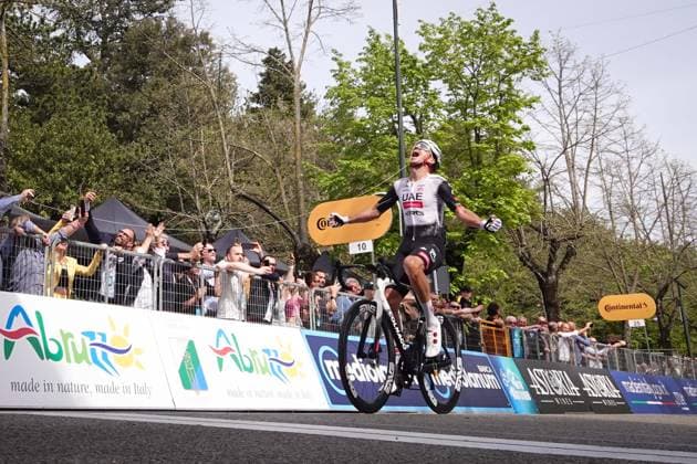 Ivo Oliveira of UAE Team Emirates XRG wins the stage during the Giro d’Abruzzo, stage 2 from Tocco da Casauria to Penne (138 km) - Abruzzo - Wednesday, April 16, 2025. - cycling .  Copyright: xMassimoxPaolone LaPressex