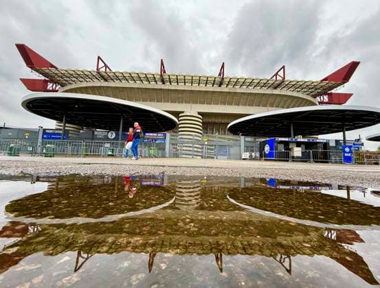 16.04.2025, Fussball UEFA Championsleague 2024 2025: Viertelfinale Rückspiel, Inter Mailand - FC Bayern München, im Giuseppe Meazza Stadion (Mailand), Das Stadion von außen