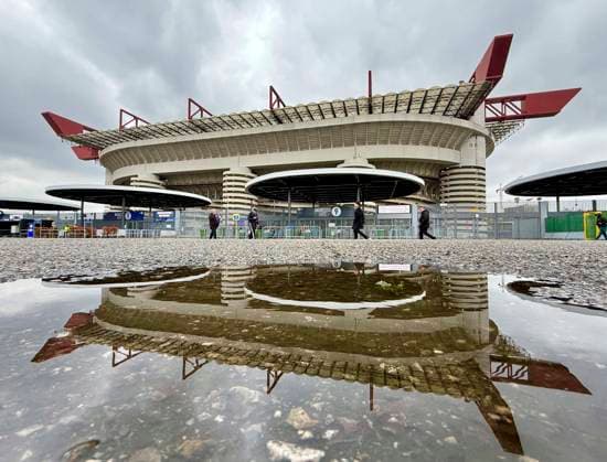 16.04.2025, Fussball UEFA Championsleague 2024 2025: Viertelfinale Rückspiel, Inter Mailand - FC Bayern München, im Giuseppe Meazza Stadion (Mailand), Das Stadion von außen