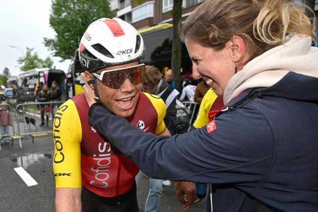 Ronde van Limburg 2025 - Men Elite TONGEREN, BELGIUM - APRIL 16 : Fretin Milan (BEL) of Cofidis celebrates the victory after the 77th edition of the Ronde van Limburg, an UCI Individual Road cycling, Rad, Radsport, Strasse race with start in Hasselt and finish in Tongeren after 178,6 km, organized by Flanders Classics on April 16, 2025 in Tongeren, Belgium, 16 04 2025 ( Motor driver Verfaillie Kenny (BEL) - Tongeren Belgium Copyright: xJanxDexMeuleneirx