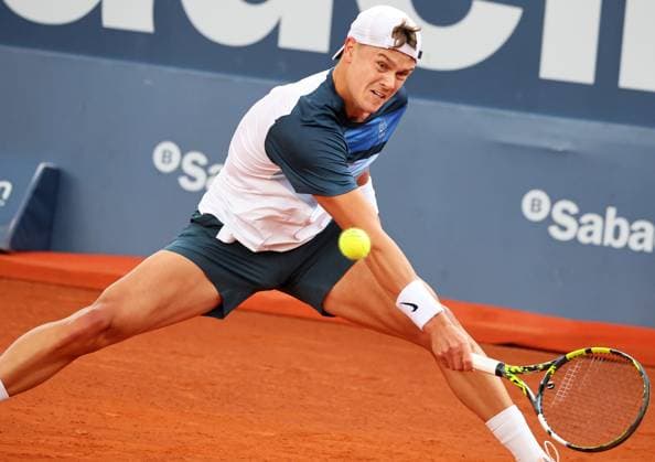 Barcelona Open Banc Sabadell 2025 - Day Three Holger Rune plays during the match against Sebastian Baez on Day Three of the Barcelona Open Banc Sabadell, 72nd Conde de Godo Trophy, at the Real Club Tennis Barcelona 1899, in Barcelona, Spain, on April 16, 2025. Barcelona Barcelona Spain  Copyright: xUrbanandsportx originalFilename:urbanandsport-runevbae250416_npGST.jpg