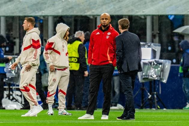 16.04.2025, Inter Mailand vs. FC Bayern München, UEFA Champions League, Viertelfinale-Rückspiel Vincent Kompany (FC Bayern Muenchen,Trainer) Christoph Freund (FC Bayern Muenchen, Sportdirektor) Copyright: xBahhoxKarax
