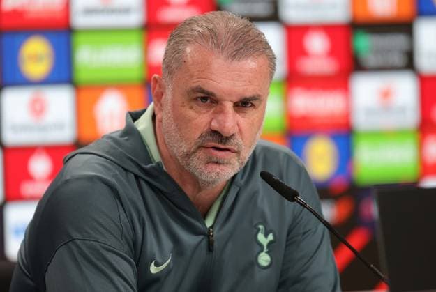 . - Tottenham Hotspur press conference, PK, Pressekonferenz Eintracht Frankfurt v Tottenham Hotspur, UEFA Europa League, Quarter Final, 2nd Leg, Deutsche Bank Park, Frankfurt, Germany. - 16th April 2025. (C) Daniel Weir Crystal Pix Ange Postecoglou Manager of Tottenham Hotspur speaking to the media in his pre match press conference ahead of the UEFA Europa League Quarter Final 2nd leg match between Eintracht Frankfurt v Tottenham Hotspur. - Tottenham Hotspur Press Conference, Eintracht Frankfurt v Tottenham Hotspur, UEFA Europa League, Quarter Final, 2nd Leg, Deutsche Bank Park, Frankfurt, Germany. - 16th April 2025. (C) Daniel Weir Crystal Pix Frankfurt Deutsche Bank Park GERMANY Copyright: xDanielxWeirx CP_Tottenham_Press_Conference_09