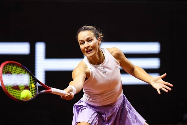 im Bild Tatjana Maria Tatjana Maria GER vs Ella Seidel GER GER, Porsche Tennis Grand Prix GP Stuttgart 2025, WTA500, 16.04.2025 GER, Porsche Tennis Grand Prix GP Stuttgart 2025, WTA500, 16.04.2025 Stuttgart Copyright: xEibner-Pressefoto RogerxBuerkex EP