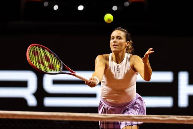 im Bild Tatjana Maria Tatjana Maria GER vs Ella Seidel GER GER, Porsche Tennis Grand Prix GP Stuttgart 2025, WTA500, 16.04.2025 GER, Porsche Tennis Grand Prix GP Stuttgart 2025, WTA500, 16.04.2025 Stuttgart Copyright: xEibner-Pressefoto RogerxBuerkex EP