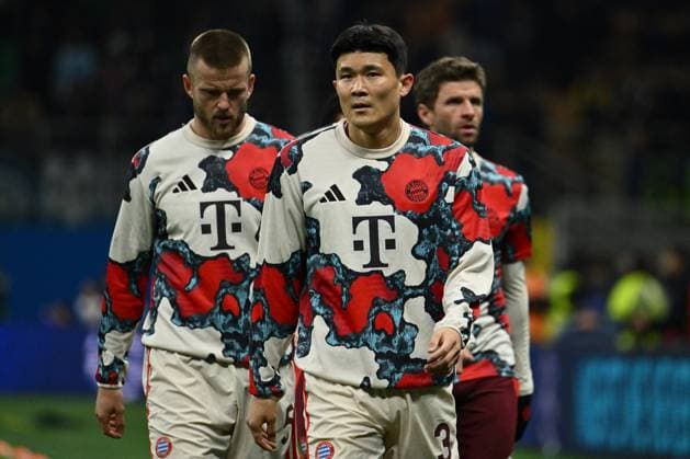 CALCIO - UEFA Champions League - Inter - FC Internazionale vs Bayern Munich Kim Min-Jae of F.C. Bayern Munchen during warm up prior the match the UEFA Champions League 2024 25 Quarter Final Second Leg match between FC Internazionale Milano and FC Bayern Munchen at San Siro Stadium on April 16, 2025 in Milan, Italy Milan Italy  Copyright: xIPAxSport ABACAx