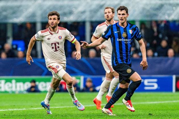 16.04.2025, Inter Mailand vs. FC Bayern München, UEFA Champions League, Viertelfinale-Rückspiel Thomas Müller (FC Bayern Muenchen, 25) und Benjamin Pavard Copyright: xBahhoxKarax