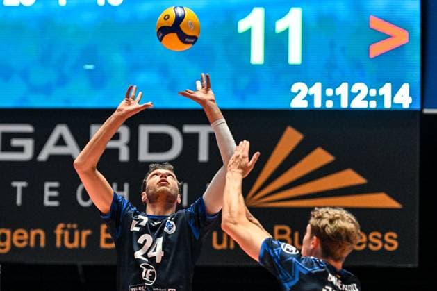 GER, VBL, VfB Friedrichshafen vs SVG Lüneburg 16.04.2025, Spacetech Arena, Friedrichshafen, GER, VBL, VfB Friedrichshafen vs SVG Lüneburg, im Bild Wessel Keemink (Friedrichshafen, 24)