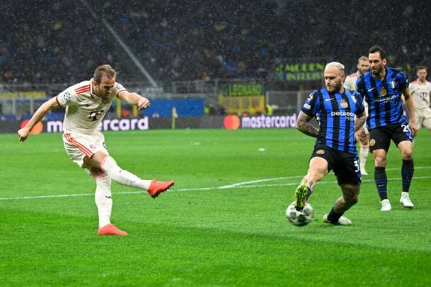 Mailand, Stadio Giuseppe Meazza, 16.04.25, ITA, Herren, UEFA Champions League, Saison 2024-2025, Viertelfinale, Inter Mailand - FC Bayern Muenchen Bild: Harry KANE (Muenchen) macht das Tor zum 0:1 UEFA regulations prohibit any use of photographs as image sequences and or quasi-video. Lombardei Italien