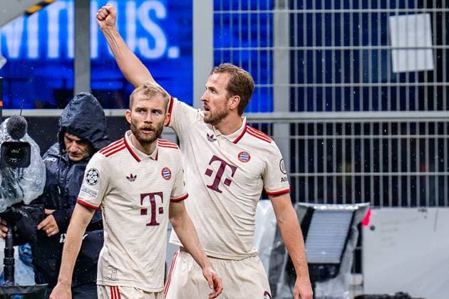 16.04.2025, Inter Mailand vs. FC Bayern München, UEFA Champions League, Viertelfinale-Rückspiel Tor zum 0:1 durch Harry Kane (FC Bayern Muenchen, 9) hier mit Konrad Laimer (FC Bayern Muenchen, 27) Copyright: xBahhoxKarax