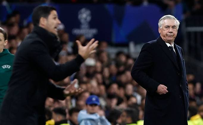 Real Madrid Manager Carlo Ancelotti looks on as Arsenal manager Mikel Arteta gestures Real Madrid v Arsenal, UEFA Champions League, Quarter-Finals, 2nd Leg, Football, Santiago Bernabu Stadium, Madrid, Spain - 16 Apr 2025 EDITORIAL USE ONLY No use with unauthorised audio, video, data, fixture lists, club league logos or live services. Online in-match use limited to 120 images, no video emulation. No use in betting, games or single club league player publications.  Copyright: xRubenxAlbarran Shutterstockx 15253938cq