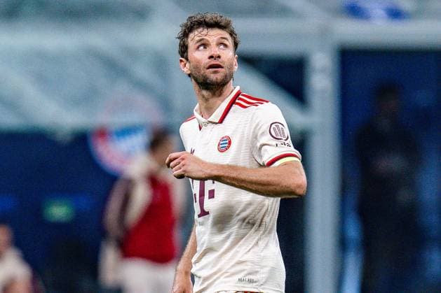16.04.2025, Inter Mailand vs. FC Bayern München, UEFA Champions League, Viertelfinale-Rückspiel Thomas Müller (FC Bayern Muenchen, 25) unzufrieden unglücklich genervt sauer traurig Mimik Gestik Copyright: xBahhoxKarax