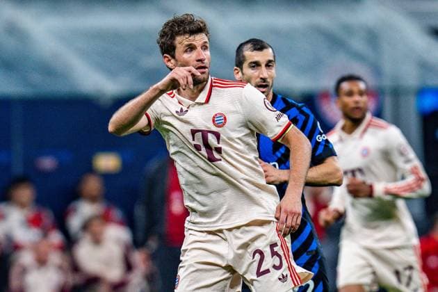 16.04.2025, Inter Mailand vs. FC Bayern München, UEFA Champions League, Viertelfinale-Rückspiel Thomas Müller (FC Bayern Muenchen, 25) unzufrieden unglücklich genervt sauer traurig Mimik Gestik Copyright: xBahhoxKarax